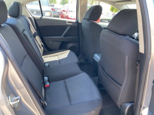 Used 2011 MAZDA MAZDA3 i Touring FWD image 22