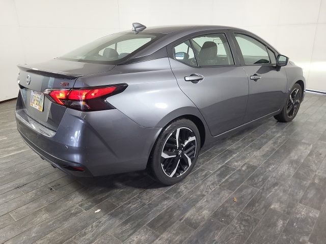 Used 2024 Nissan Versa SR image 5