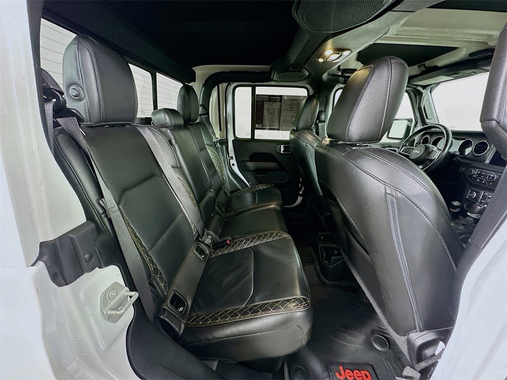 Used 2023 Jeep Gladiator Overland image 11