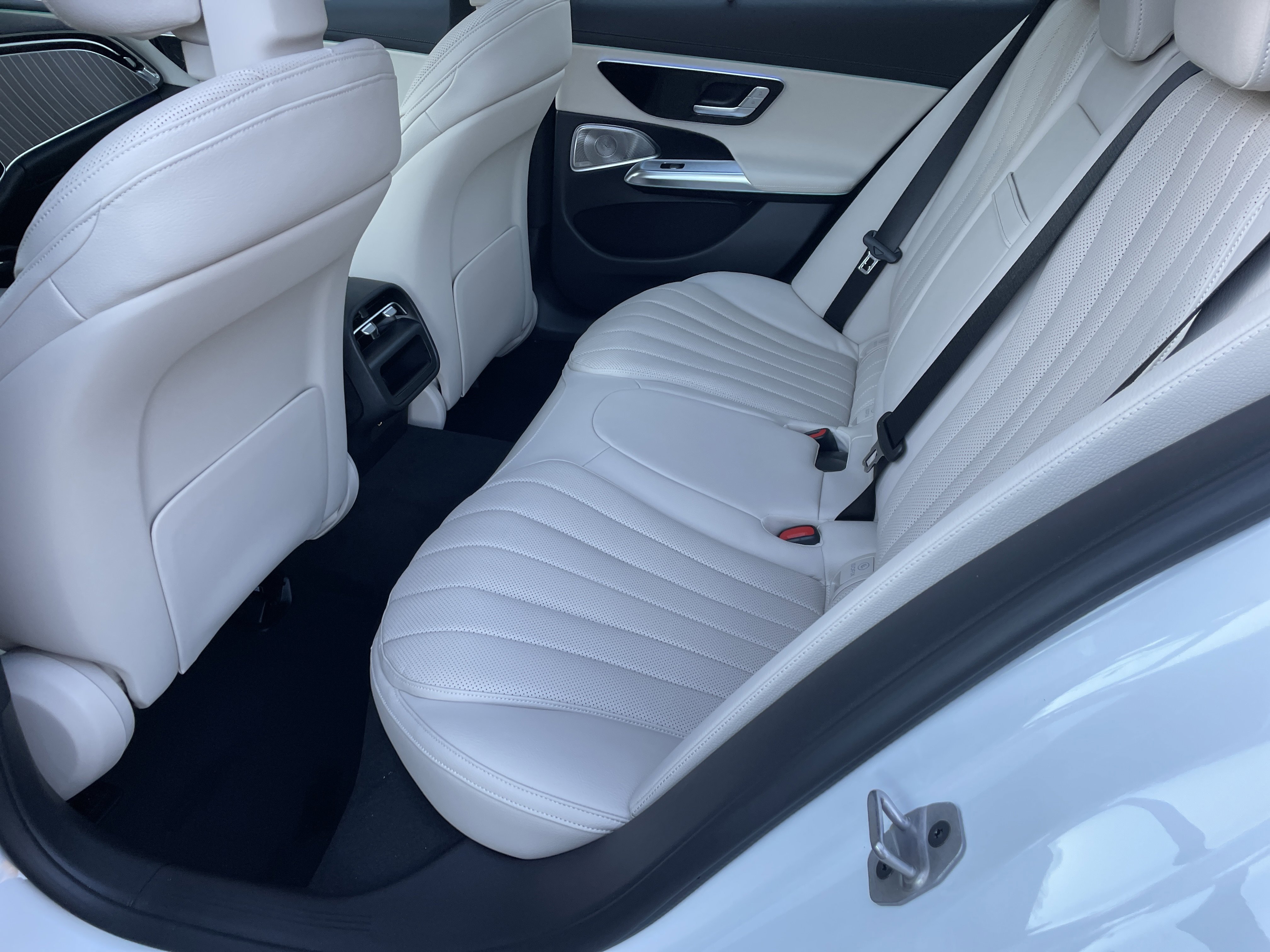 New 2026 Mercedes-Benz E 450 4MATIC All-Terrain Wagon image 36