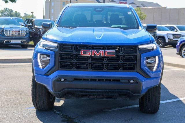 New 2026 GMC Canyon Elevation w/ Convenience Package image 2