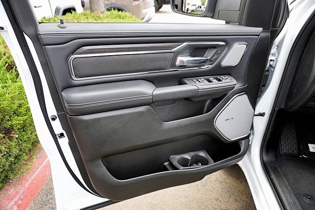 New 2026 RAM 1500 Laramie w/ Night Edition image 28