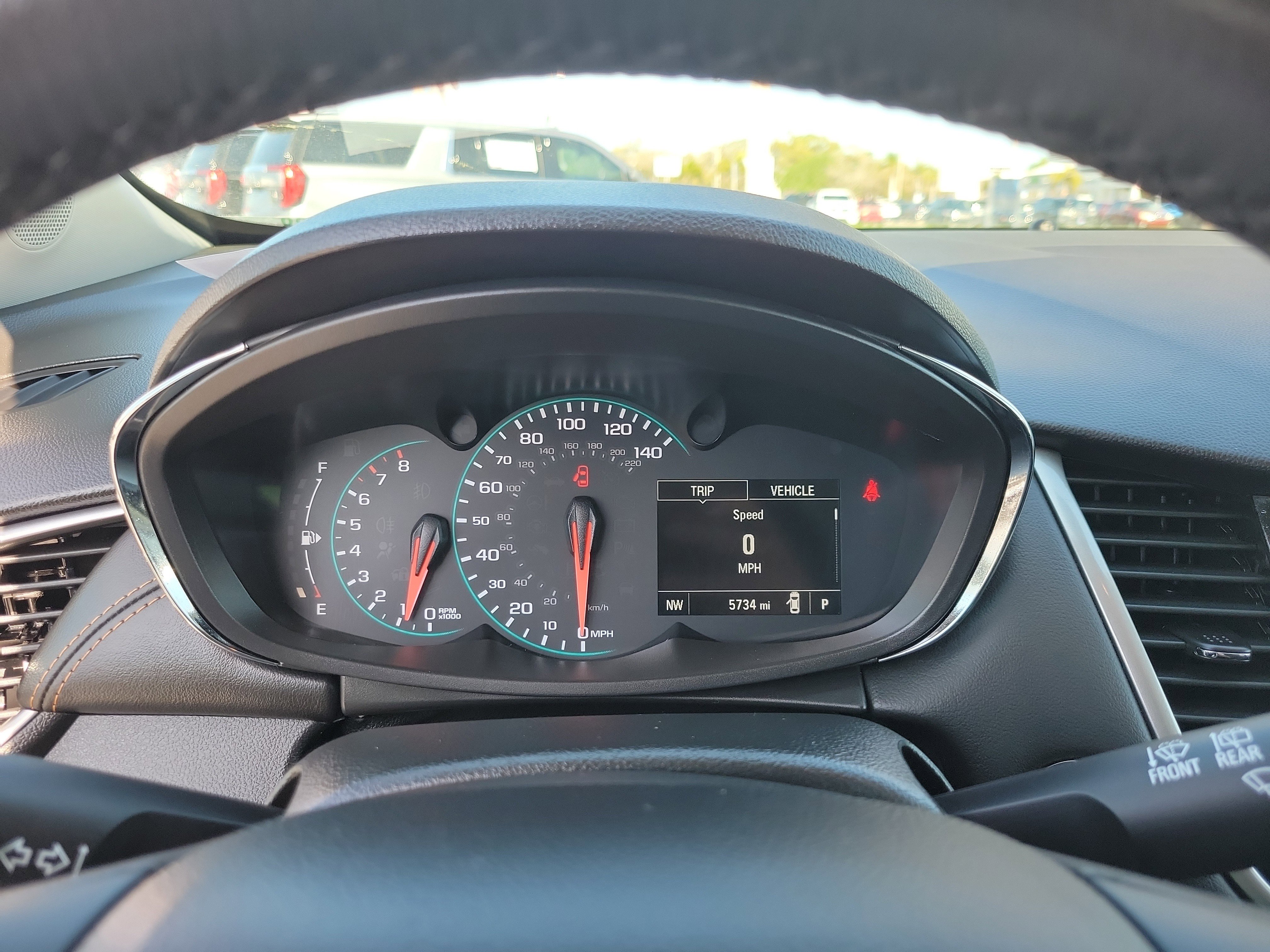 Certified 2022 Chevrolet Trax LT w/ LT Convenience Package image 33