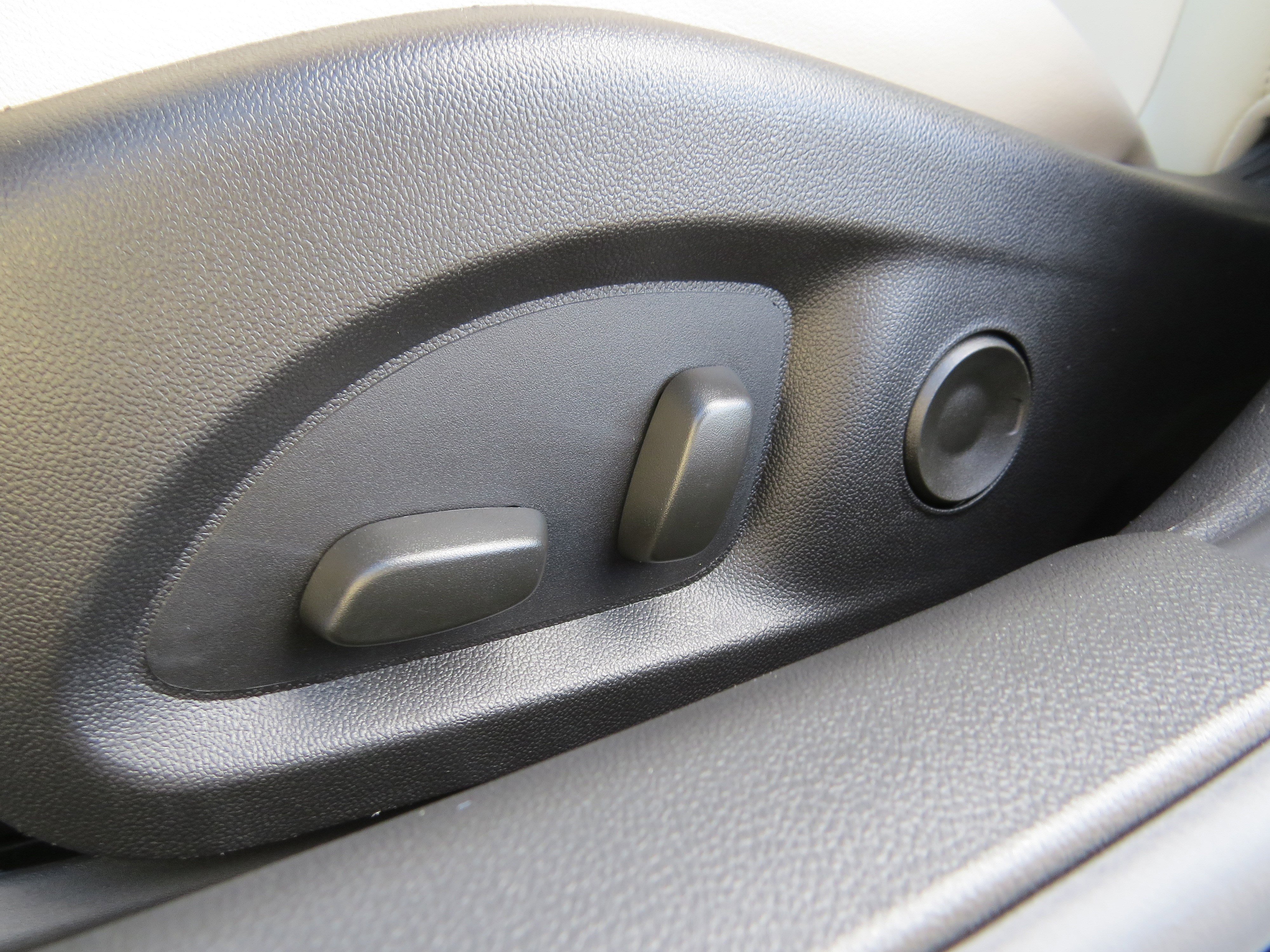 New 2026 Cadillac CT4 Luxury image 17