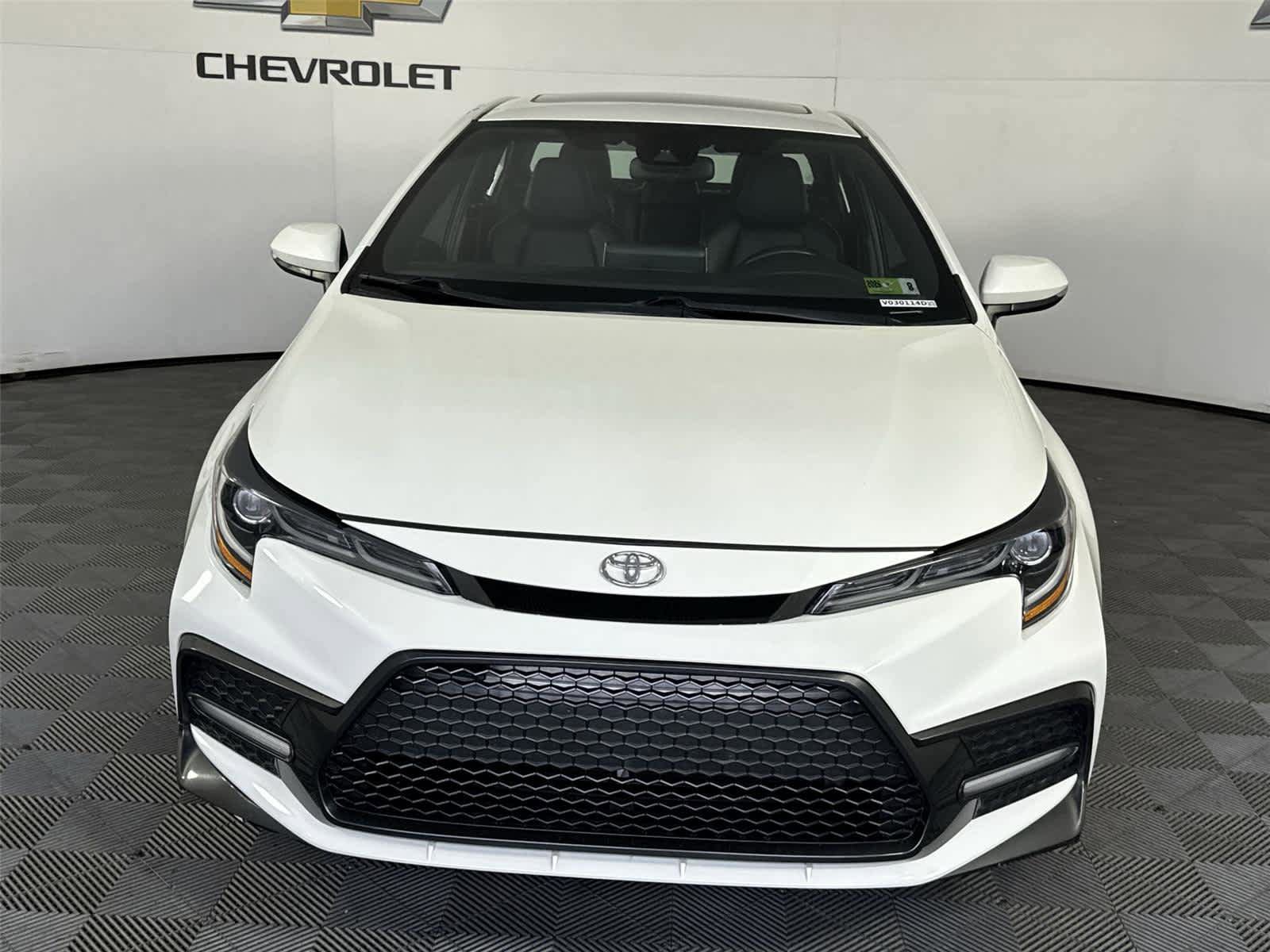Used 2020 Toyota Corolla XSE FWD image 8