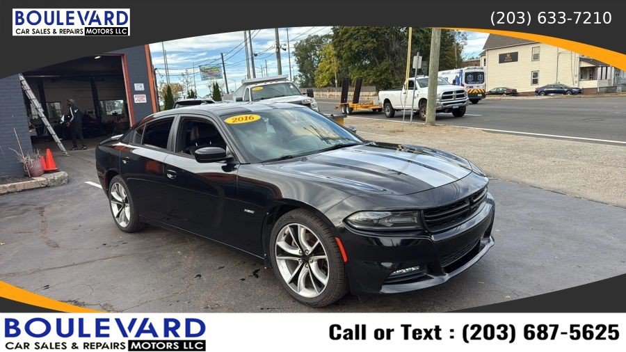 Used 2016 Dodge Charger R/T RWD image 3
