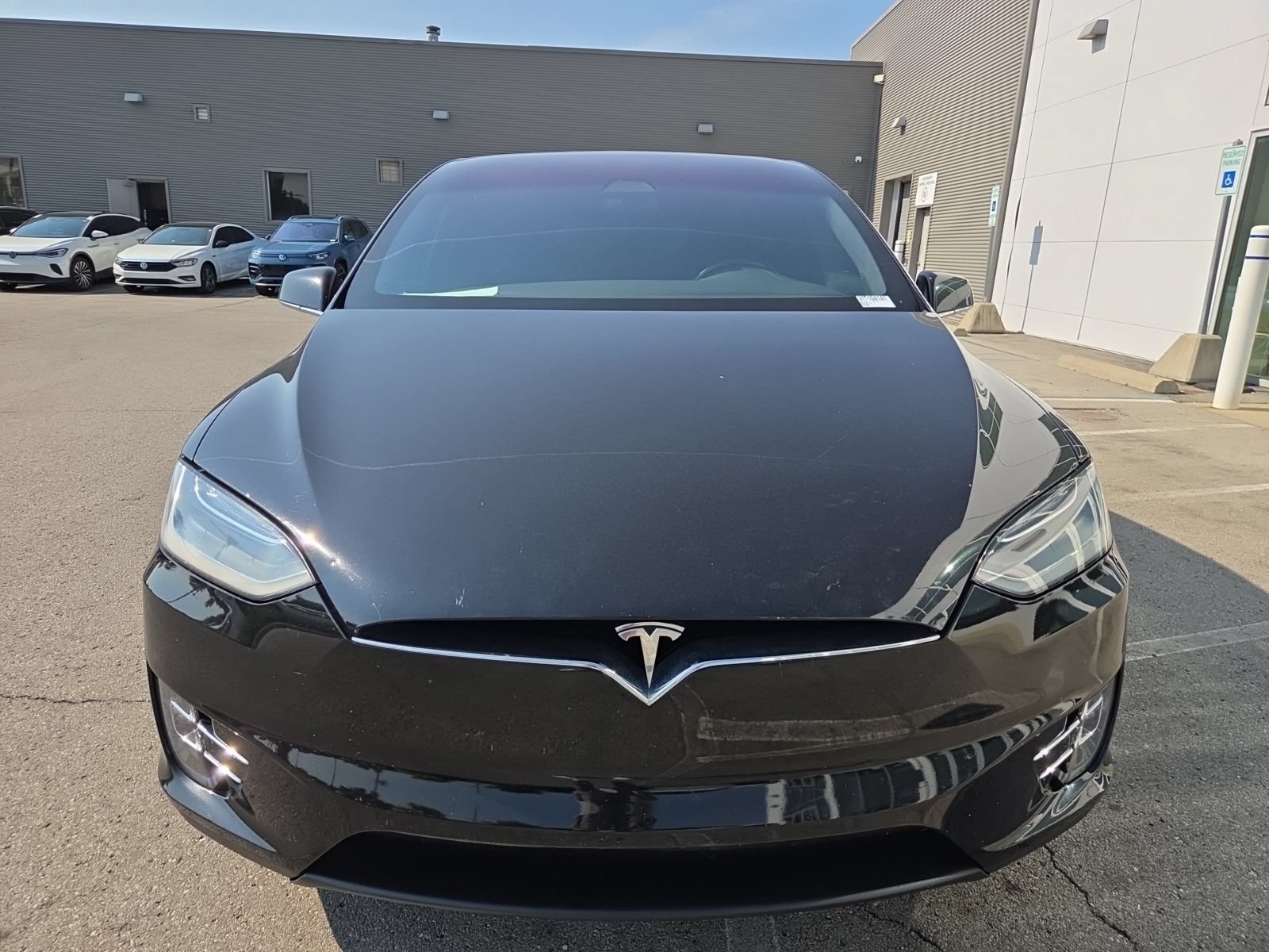 Used 2018 Tesla Model X 75D AWD/4WD image 3