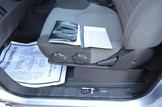 Used 2008 Nissan Xterra S w/ Supplemental Air Bag Pkg RWD image 29