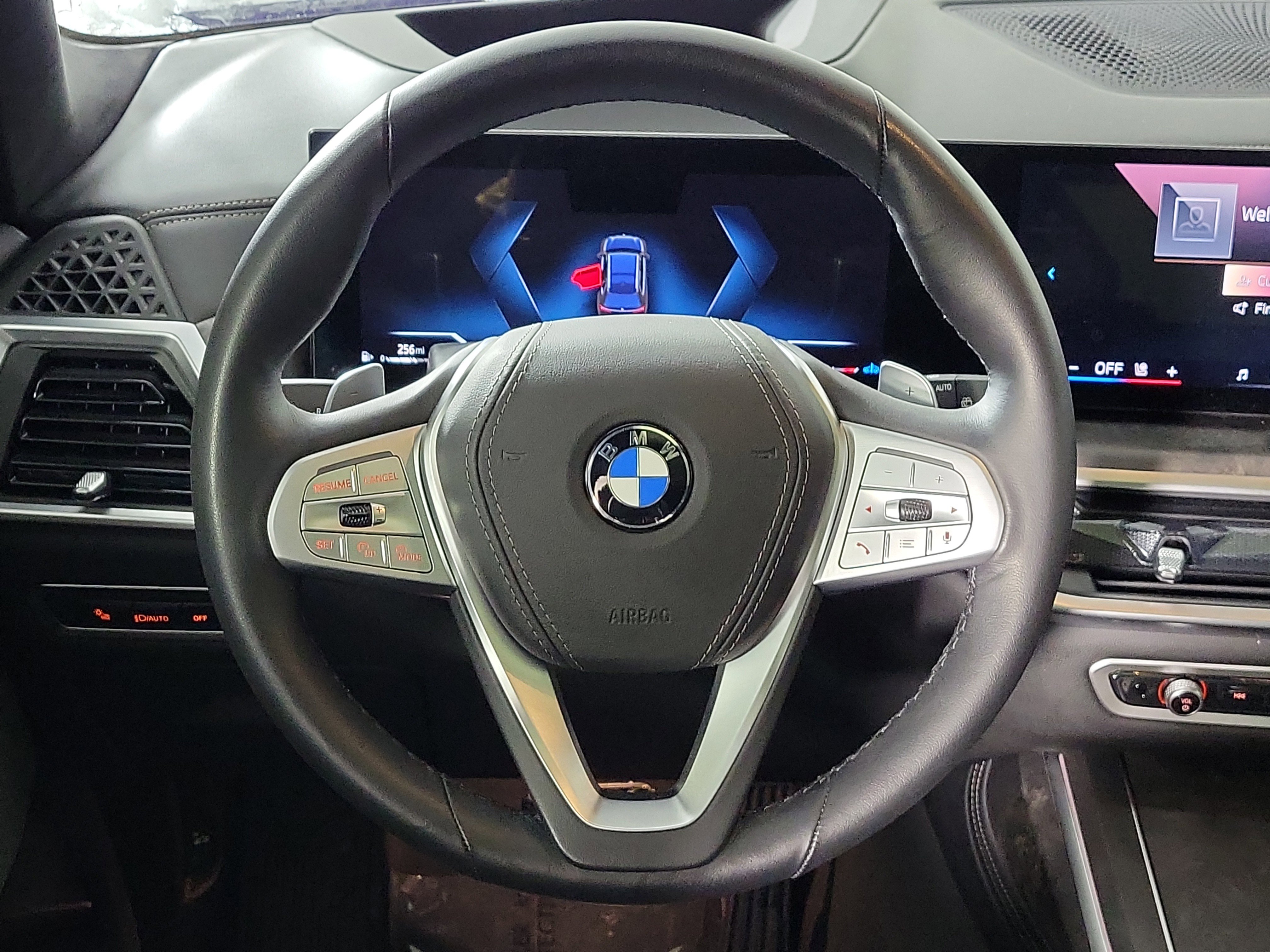 Certified 2025 BMW X7 xDrive40i image 12