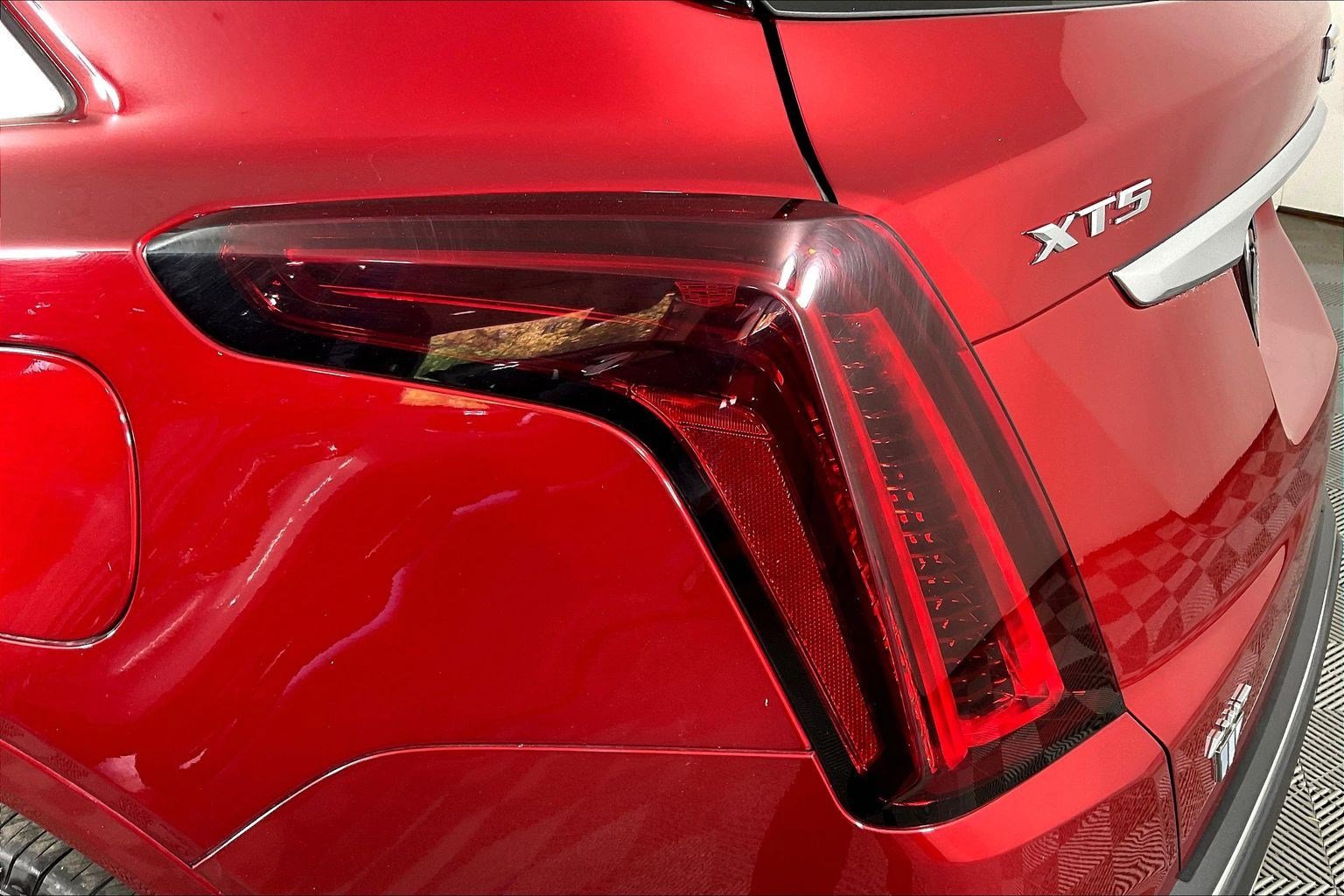 Certified 2023 Cadillac XT5 Premium Luxury AWD/4WD image 23