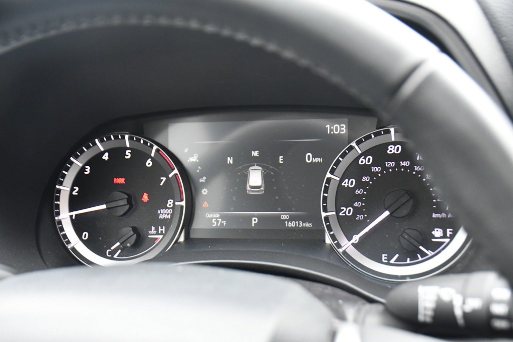 Used 2023 Toyota Highlander XLE image 25