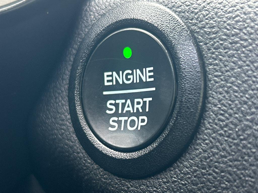 Used 2022 Ford Escape SE w/ SE Sport Appearance Package AWD/4WD image 20