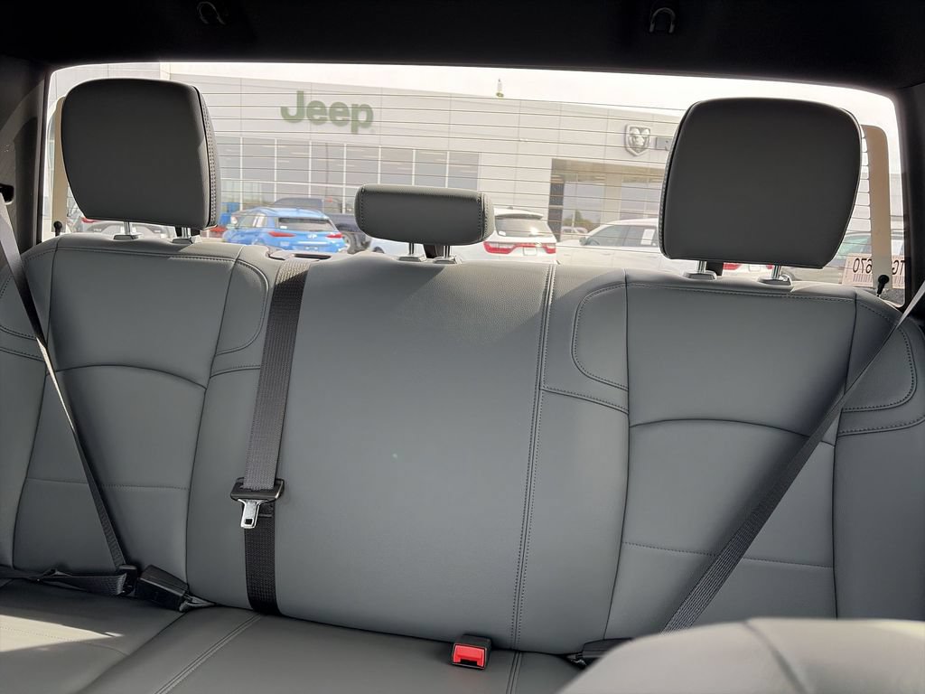 New 2026 RAM 3500 Tradesman w/ Chrome Appearance Group A AWD/4WD image 19