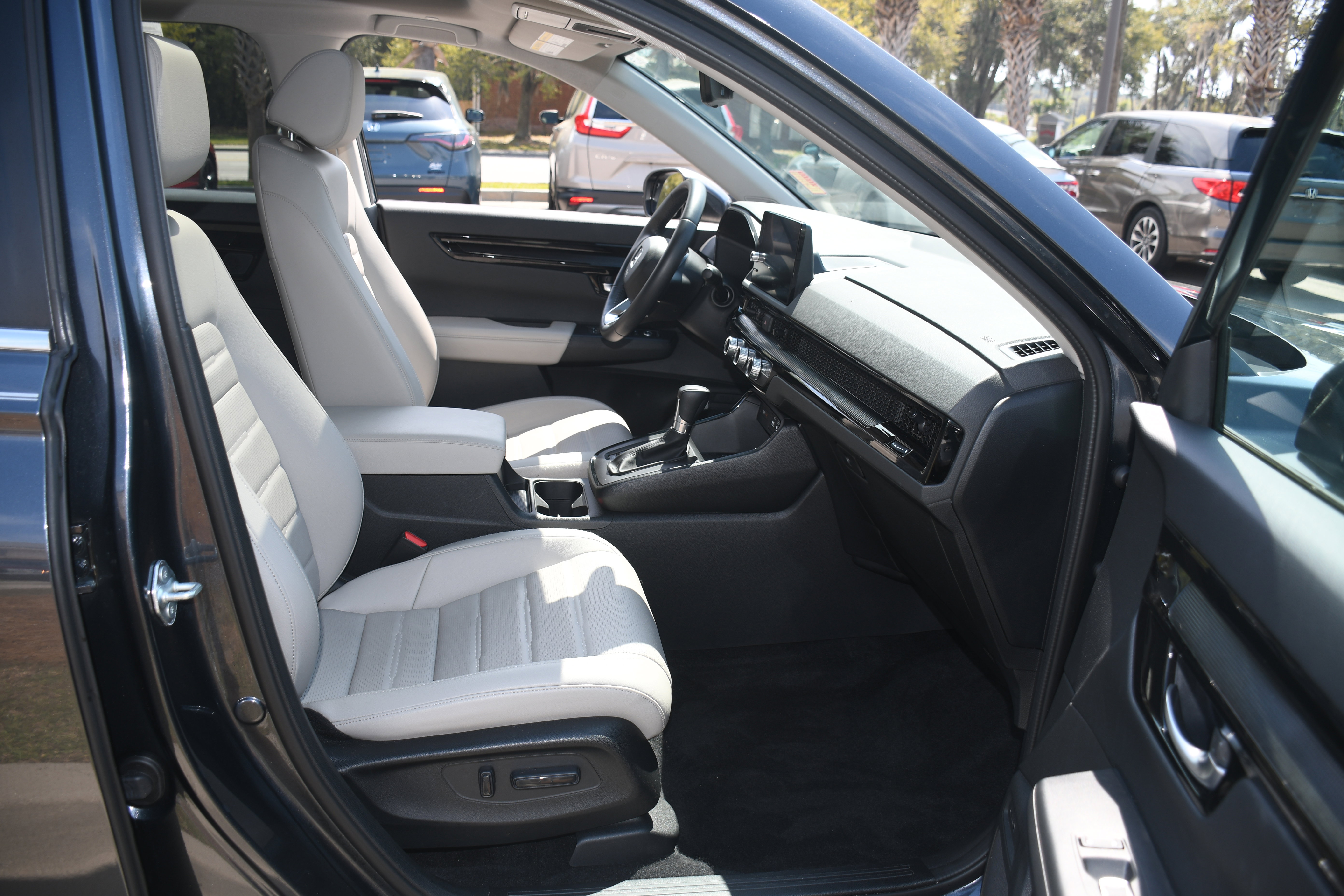 Used 2024 Honda CR-V EX-L image 22