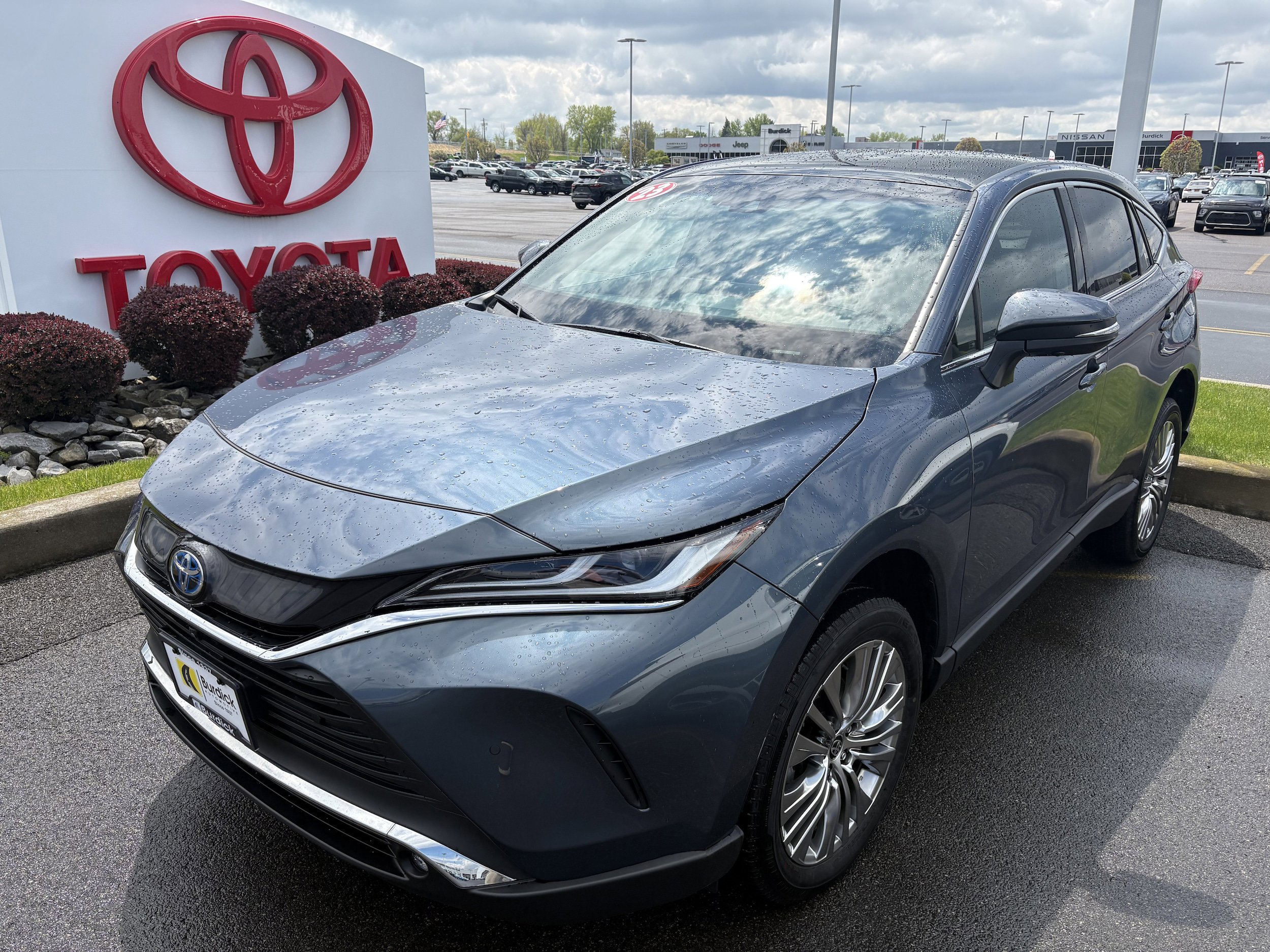 Certified 2023 Toyota Venza Limited