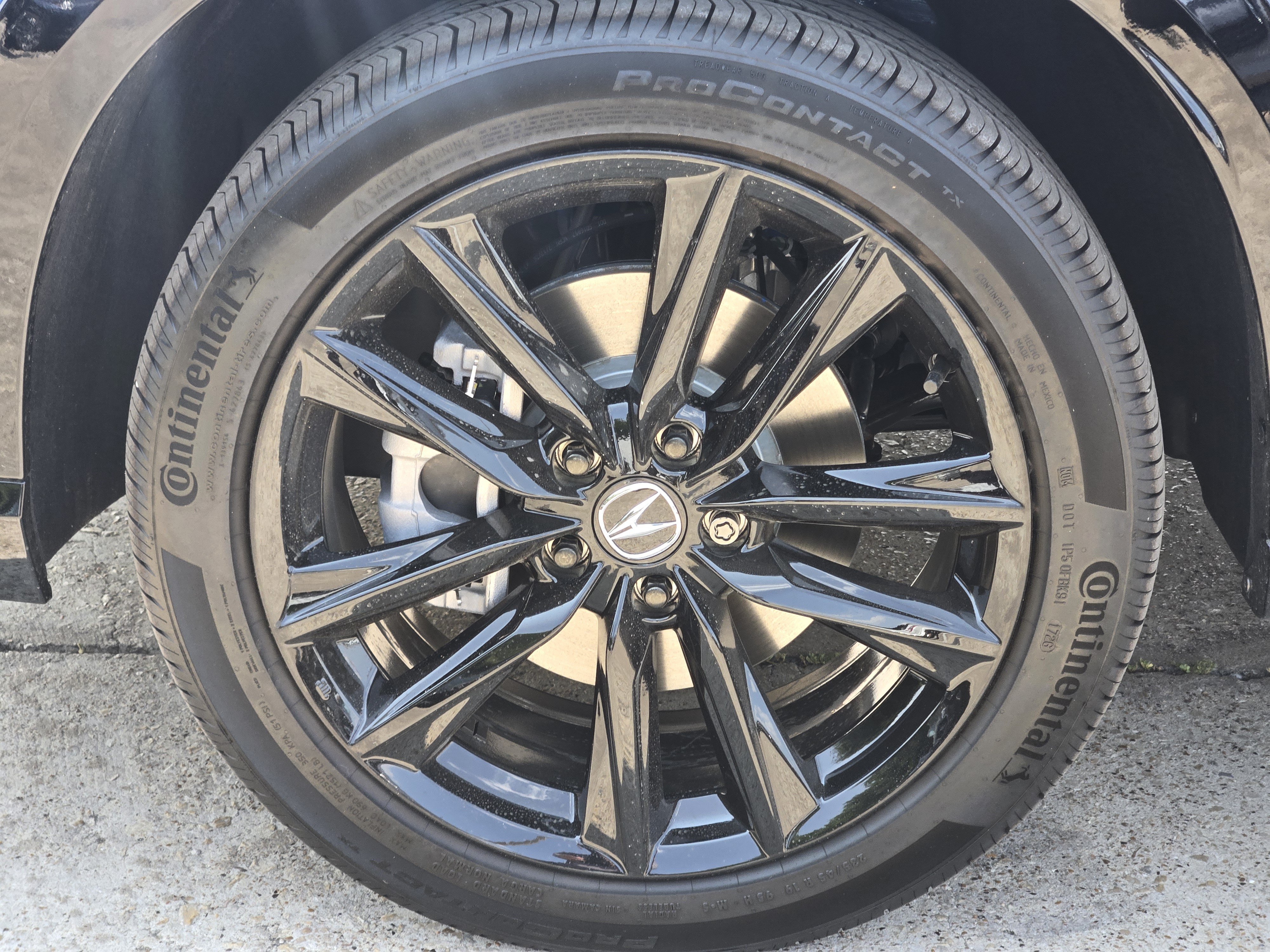 New 2026 Acura ADX A-Spec w/ Advance Package AWD/4WD image 8