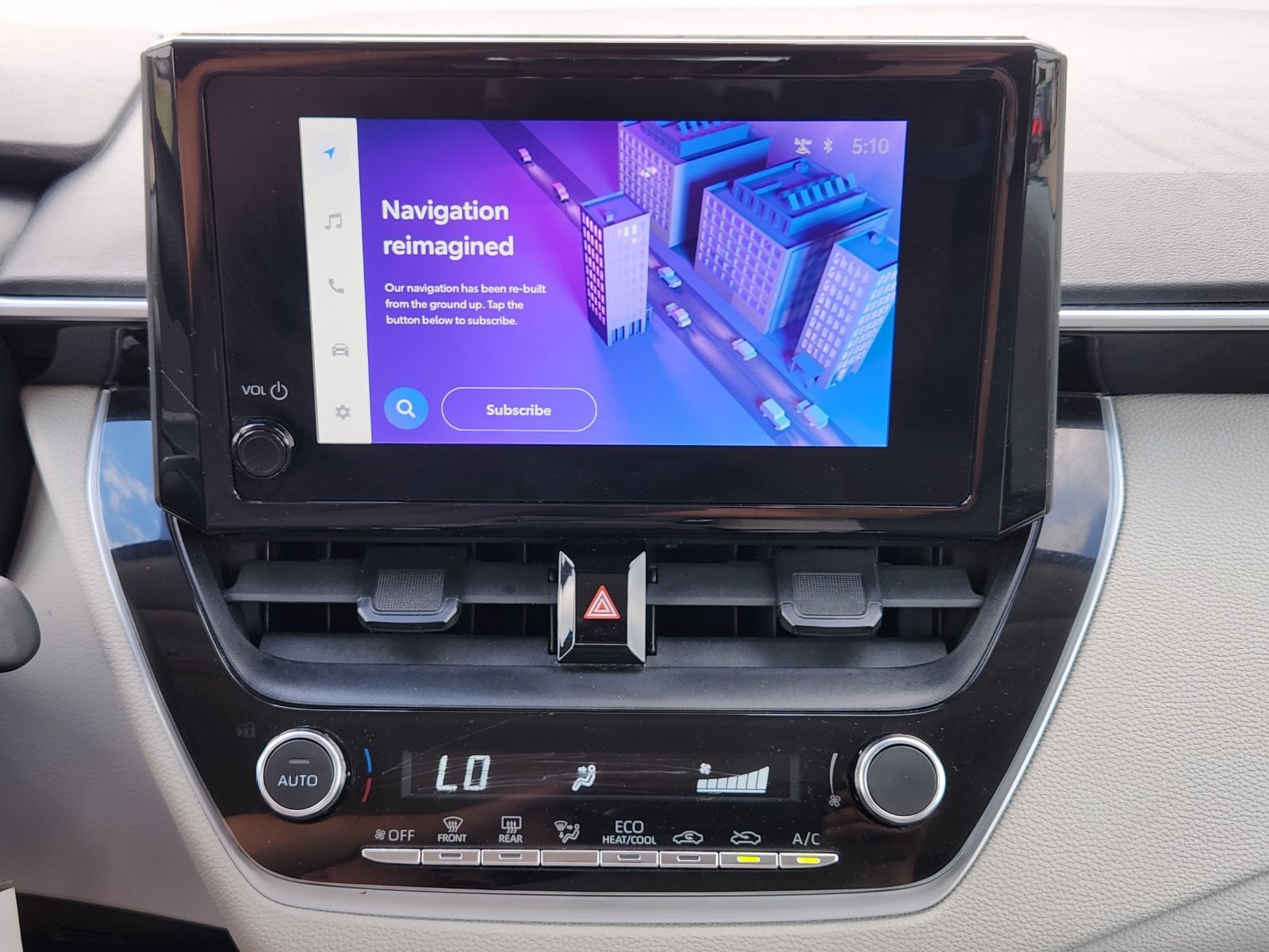Used 2024 Toyota Corolla LE FWD image 25
