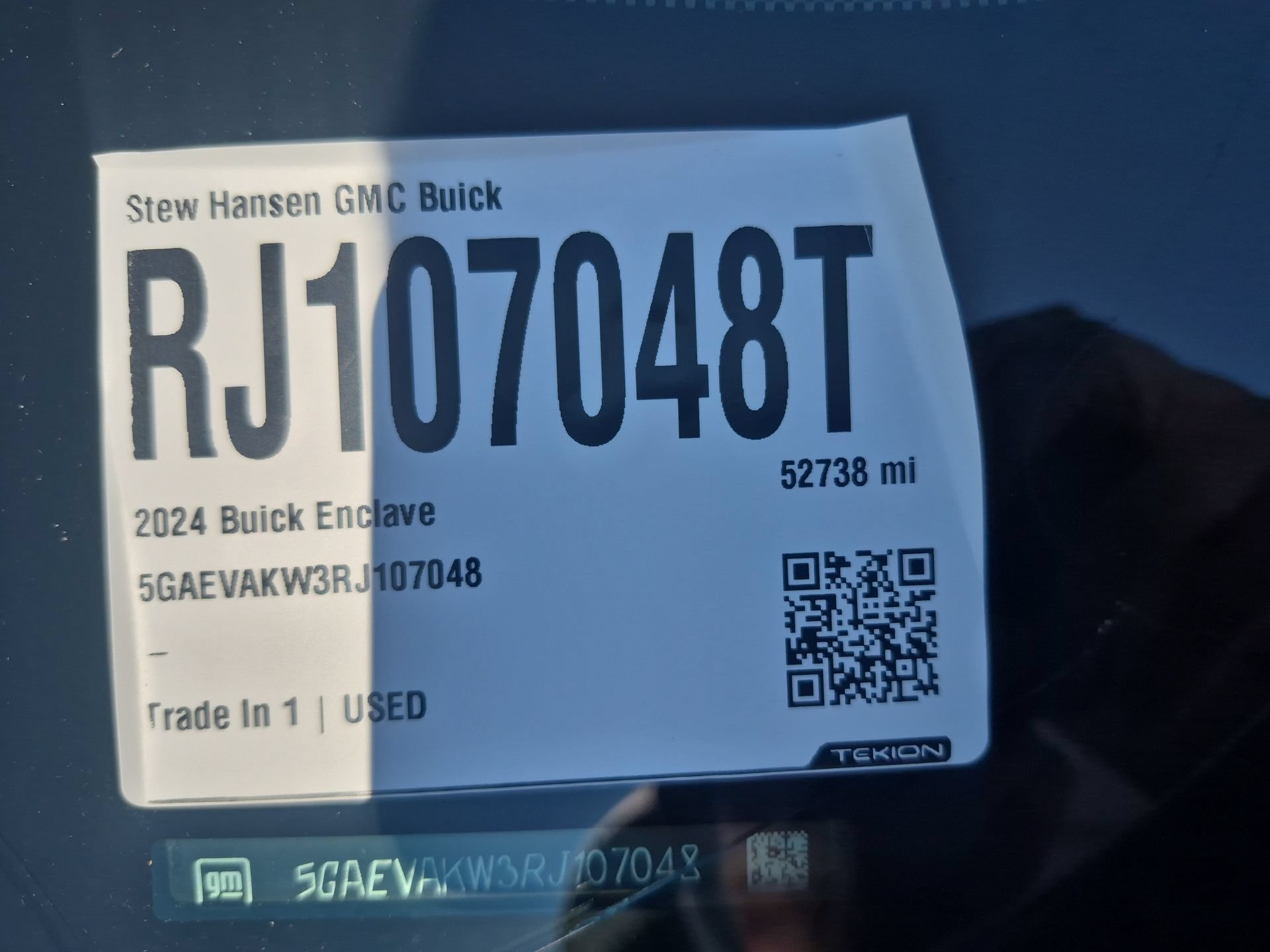 Used 2024 Buick Enclave Essence w/ Experience Buick Package AWD/4WD image 34