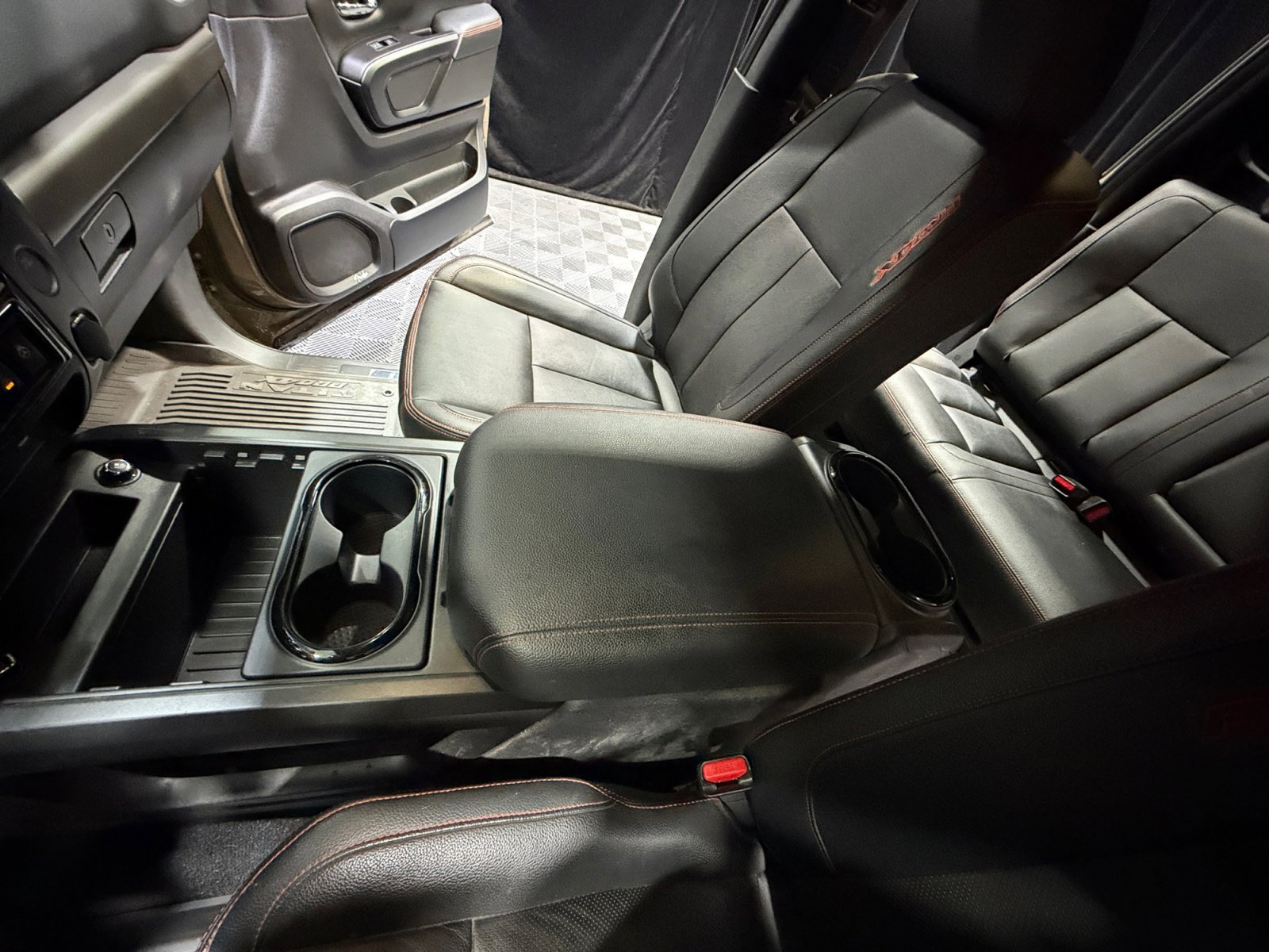 Certified 2024 Nissan Titan PRO-4X w/ Pro-4x Convenience Package image 15