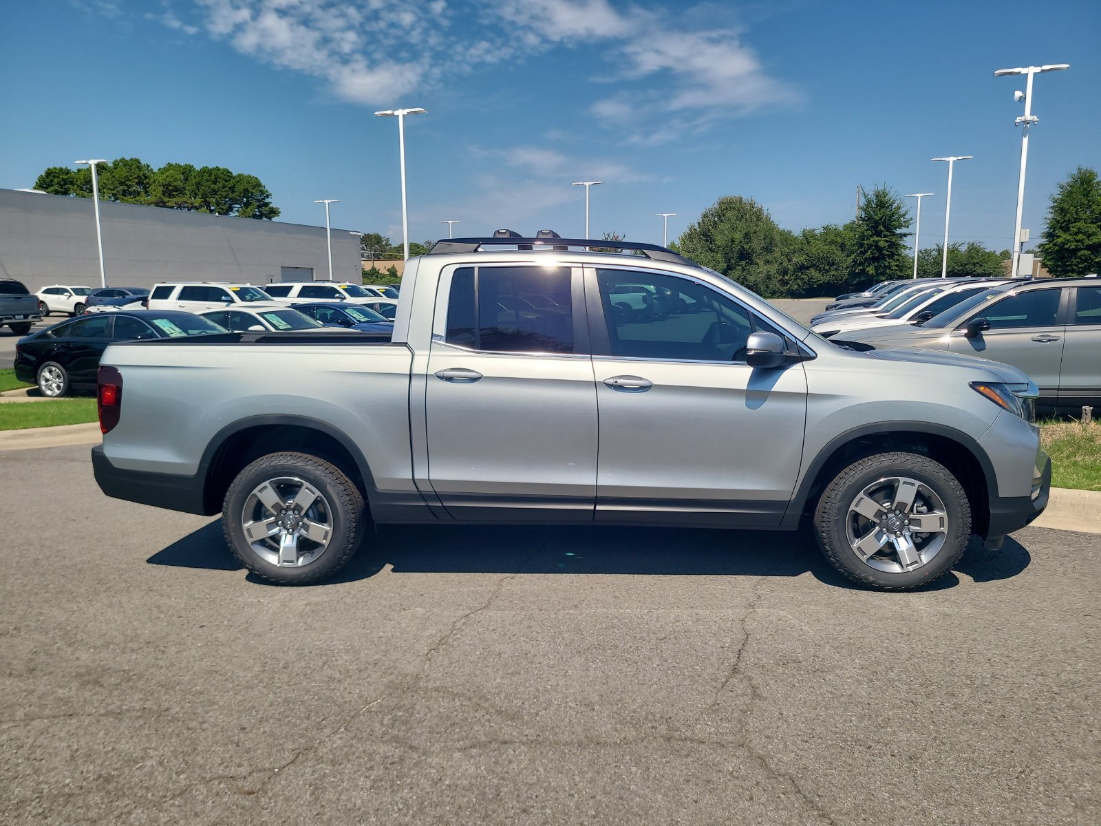 New 2026 Honda Ridgeline RTL image 2