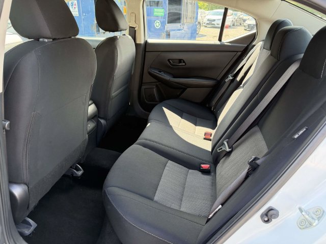Used 2024 Nissan Sentra SV FWD image 15