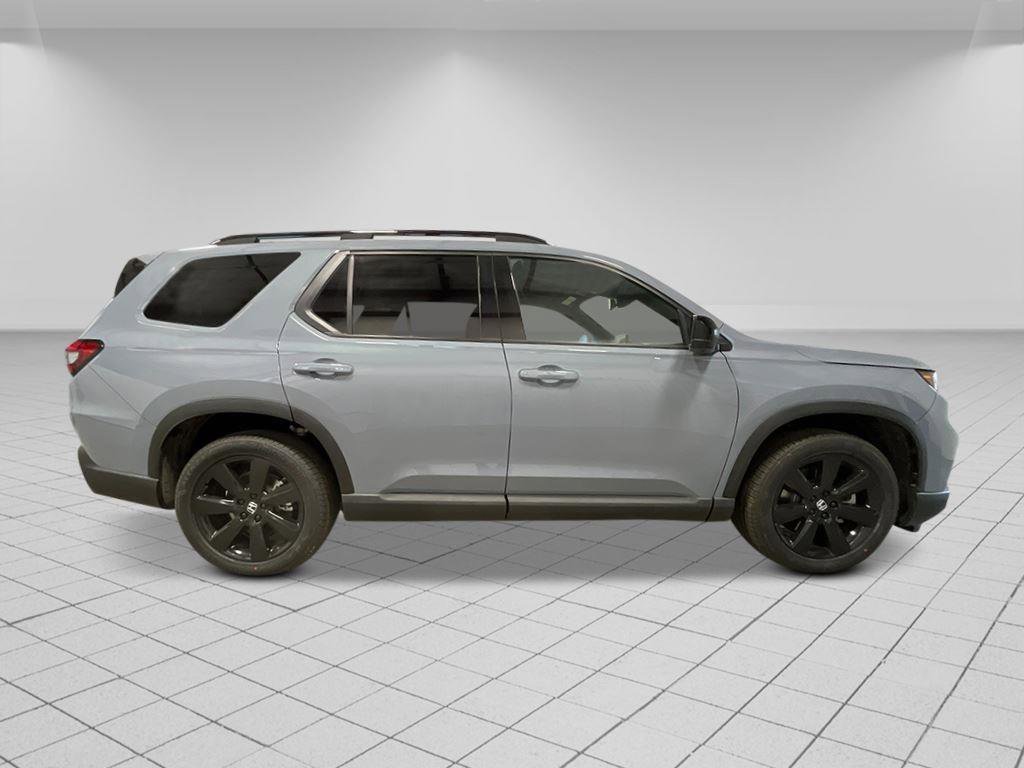 New 2025 Honda Pilot Black Edition image 8