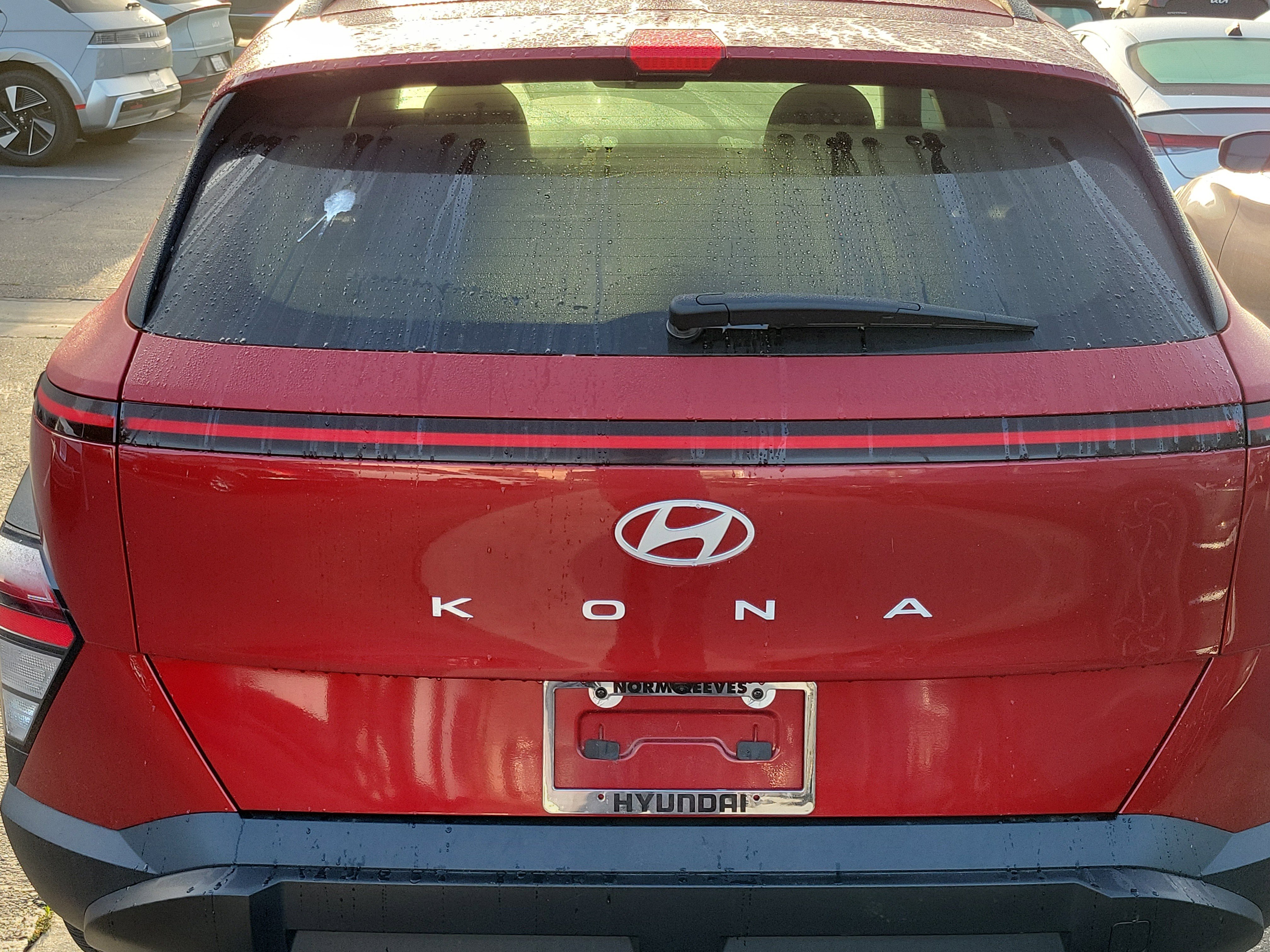 Used 2024 Hyundai Kona SEL FWD image 6