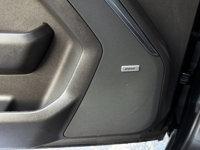 Certified 2025 Chevrolet Tahoe High Country AWD/4WD image 24
