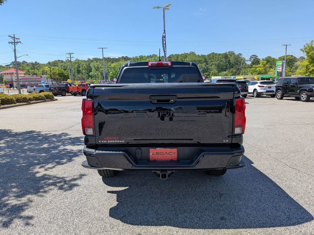 Used 2024 Chevrolet Colorado LT w/ LT Convenience Package II image 7