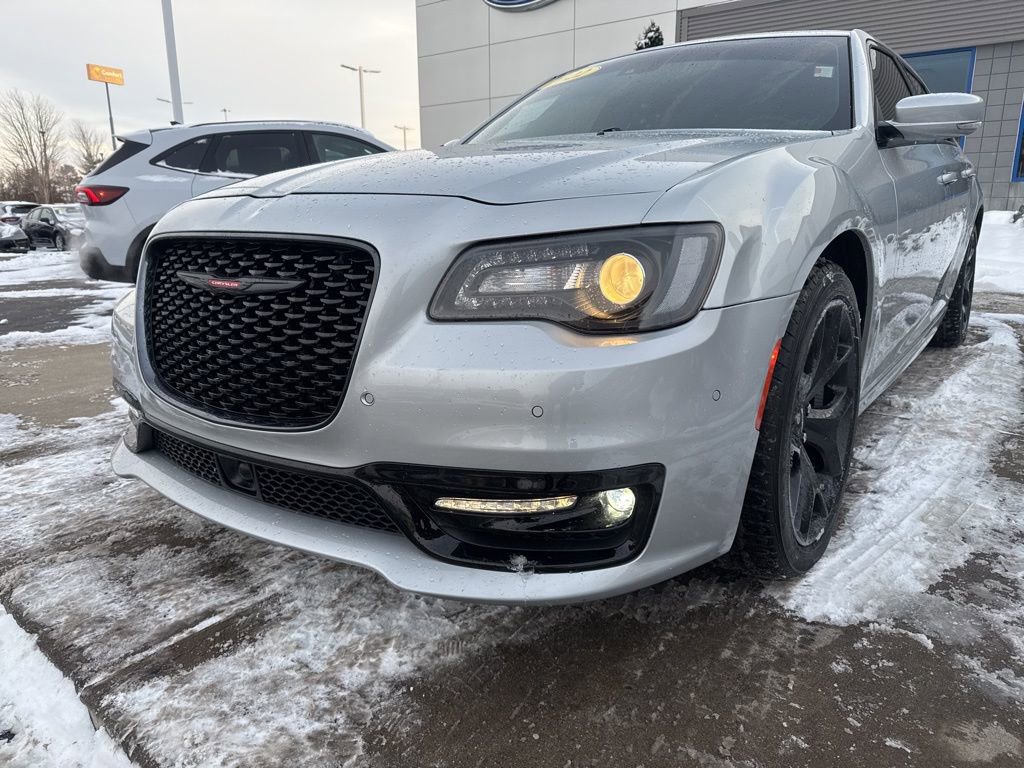 Used 2022 Chrysler 300 S w/ Safetytec Plus Group image 11