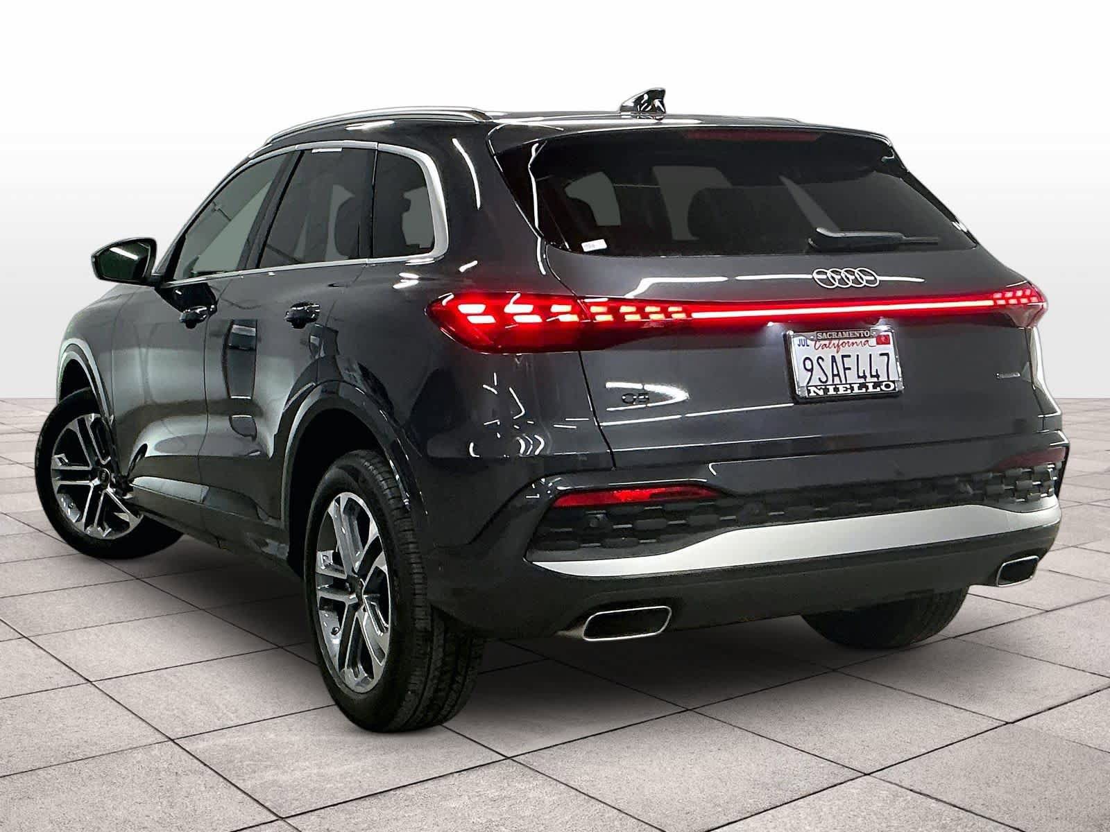 Certified 2025 Audi Q5 Premium Plus w/ Premium Plus image 14
