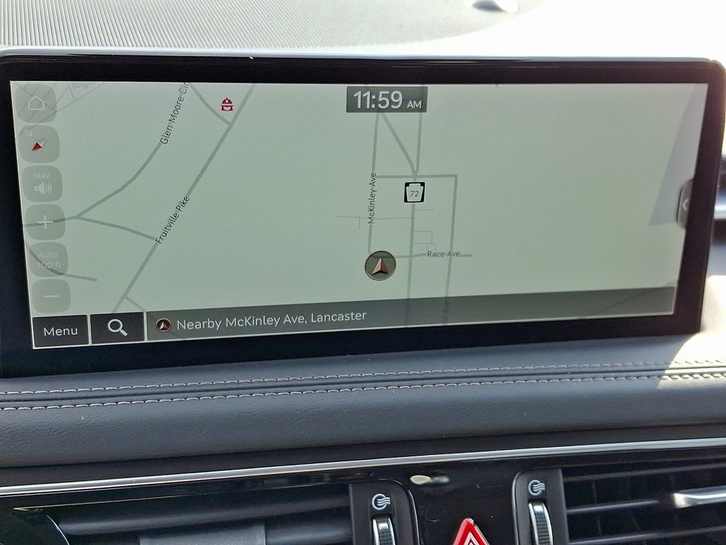 Used 2023 Genesis G70 2.0T image 18