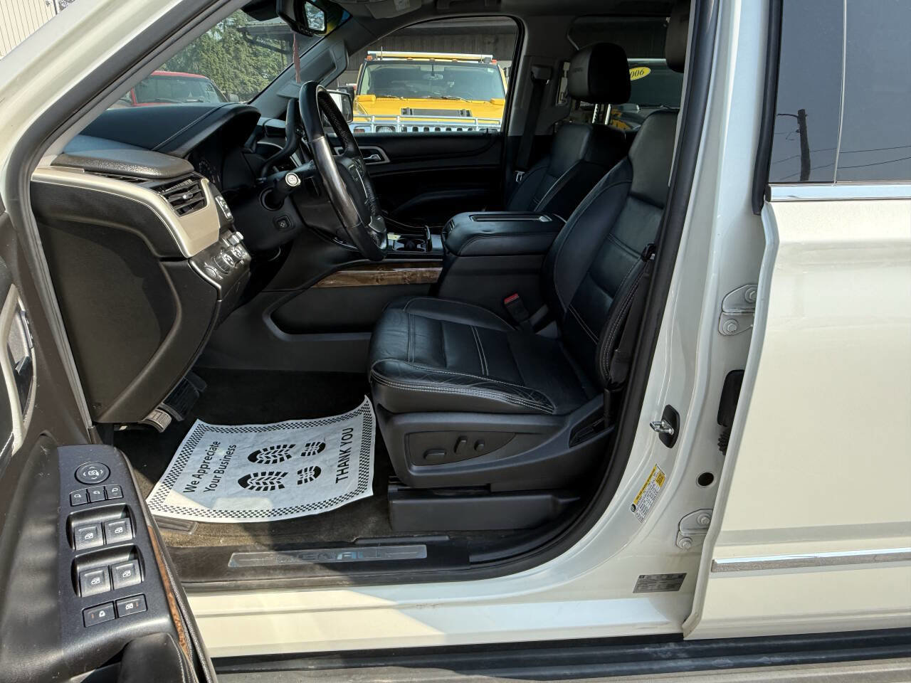 Used 2015 GMC Yukon XL Denali w/ Open Road Package image 9