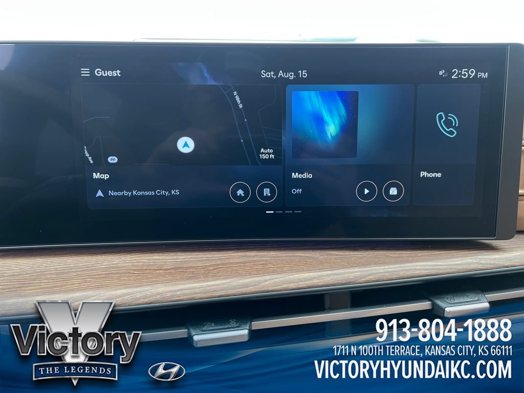 Used 2024 Hyundai Santa Fe Limited AWD/4WD image 18
