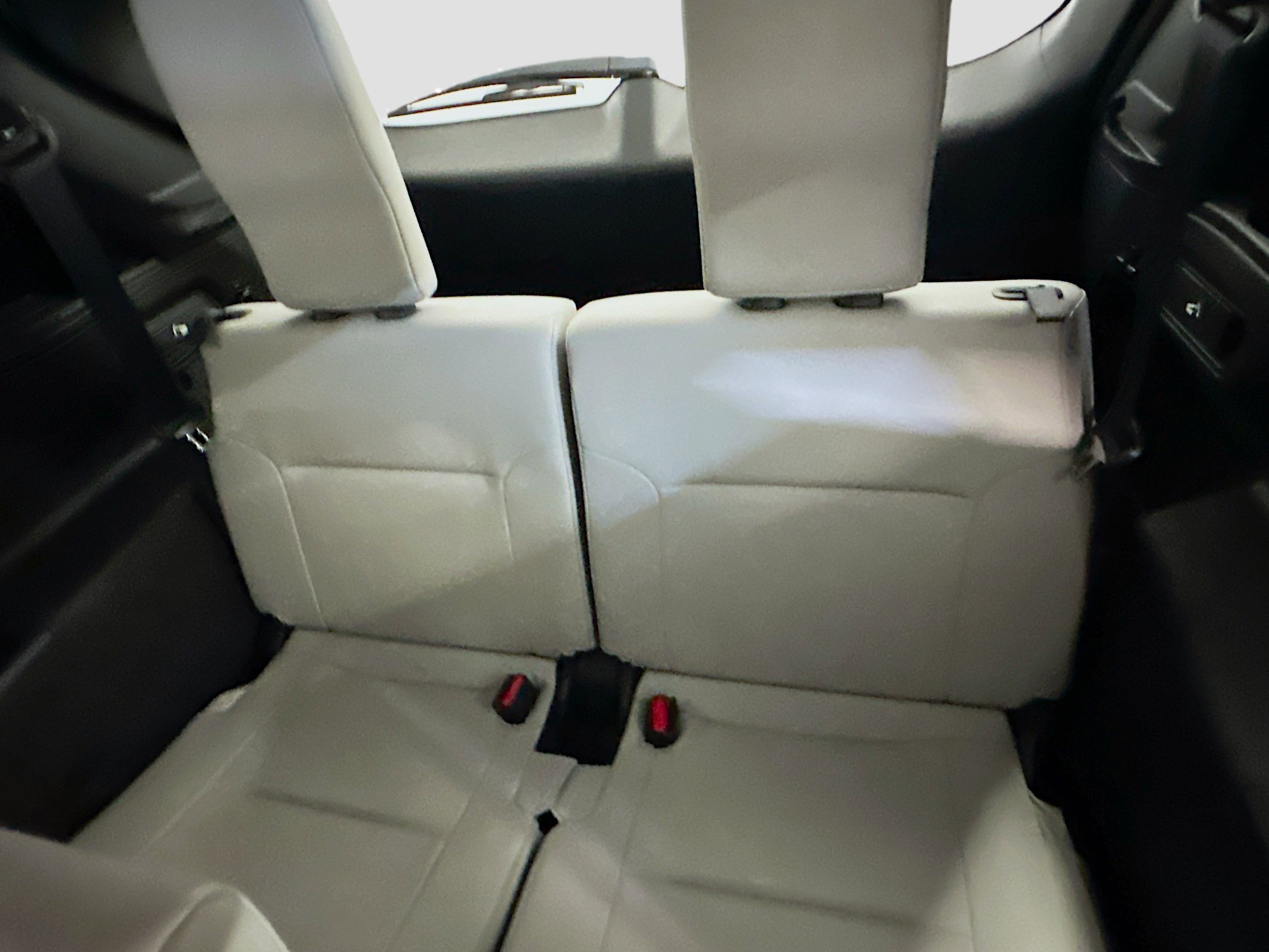 Used 2025 Mitsubishi Outlander SEL image 31