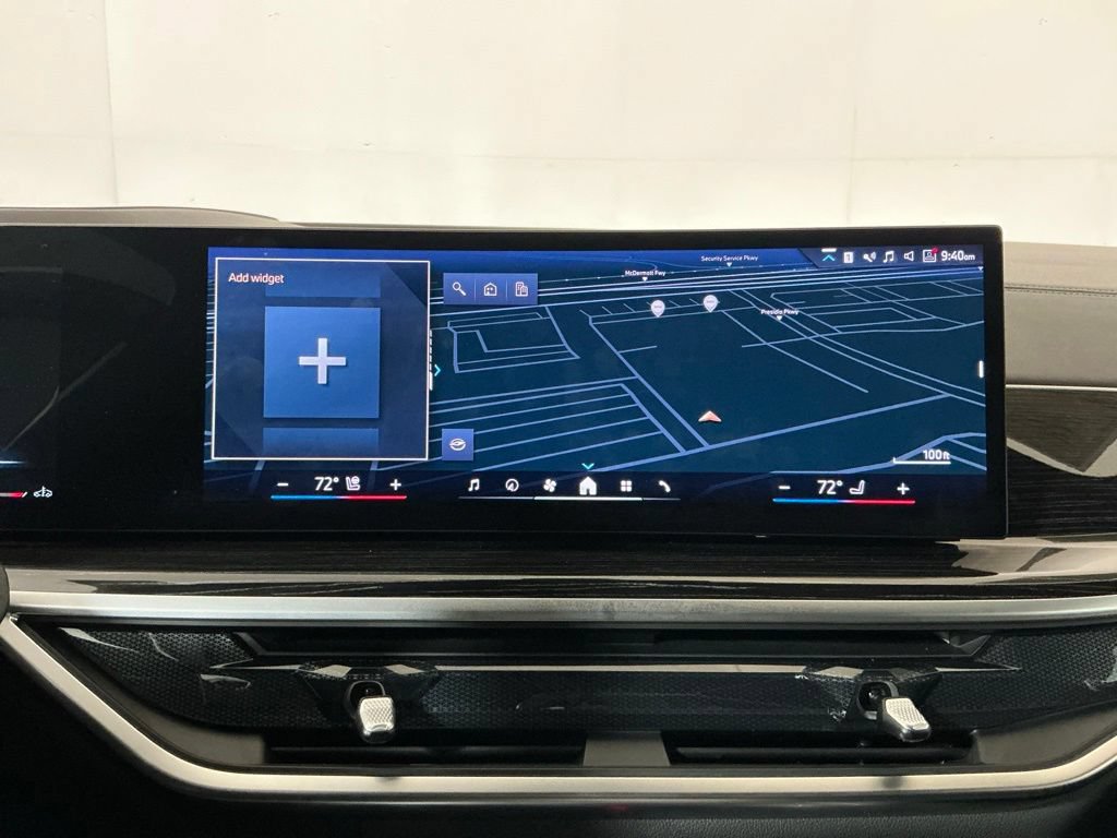 Certified 2026 BMW X7 xDrive40i w/ M Sport Package AWD/4WD image 11