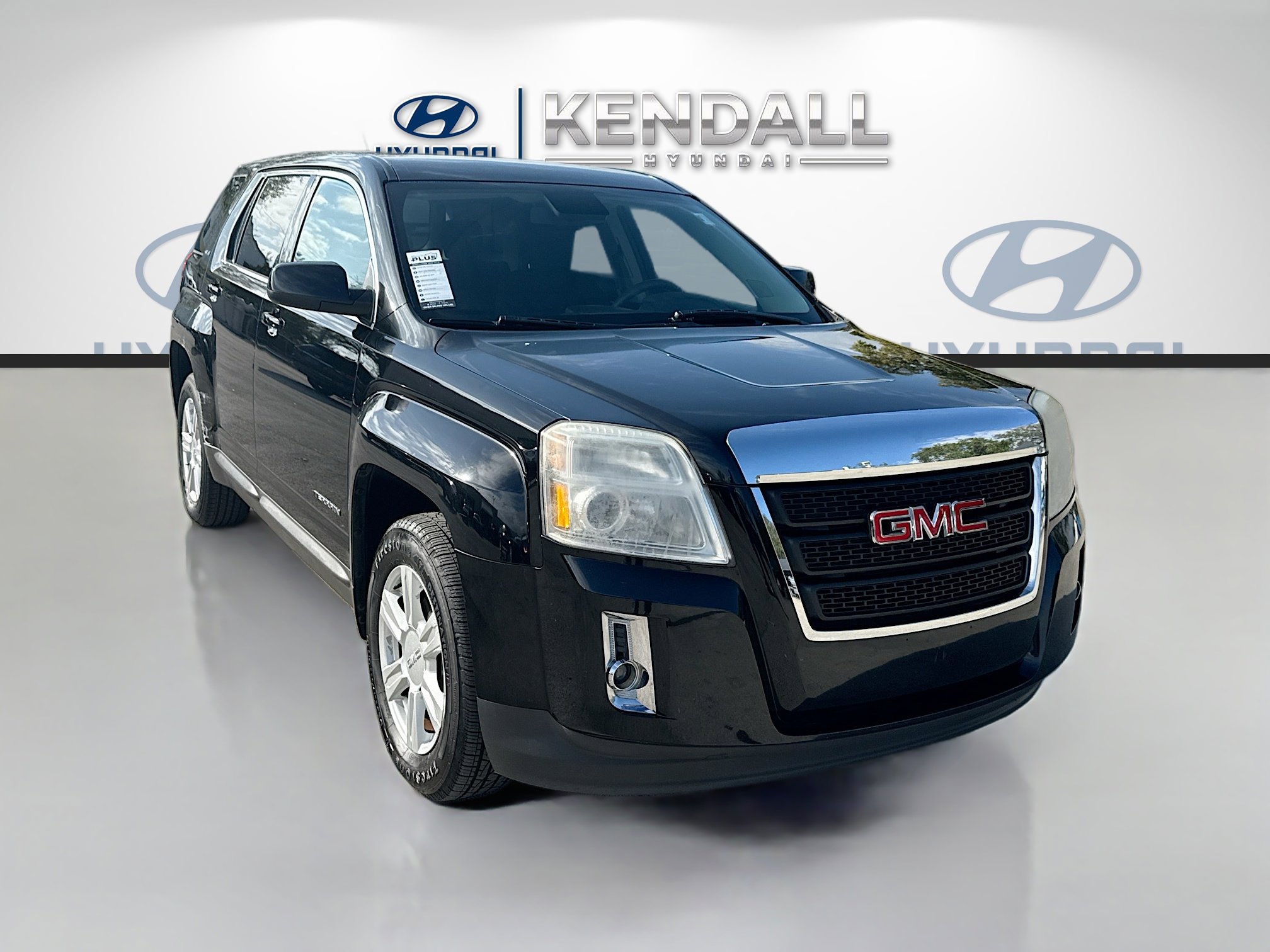 Used 2015 GMC Terrain SLE image 1