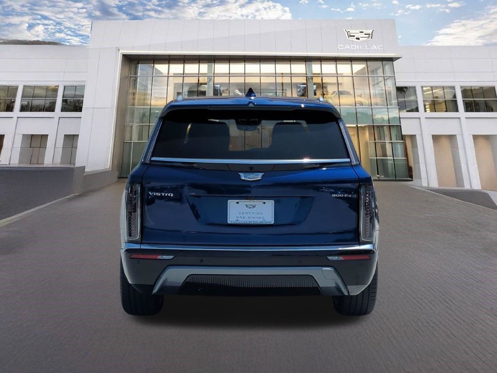Certified 2026 Cadillac Vistiq Premium Luxury AWD/4WD image 25