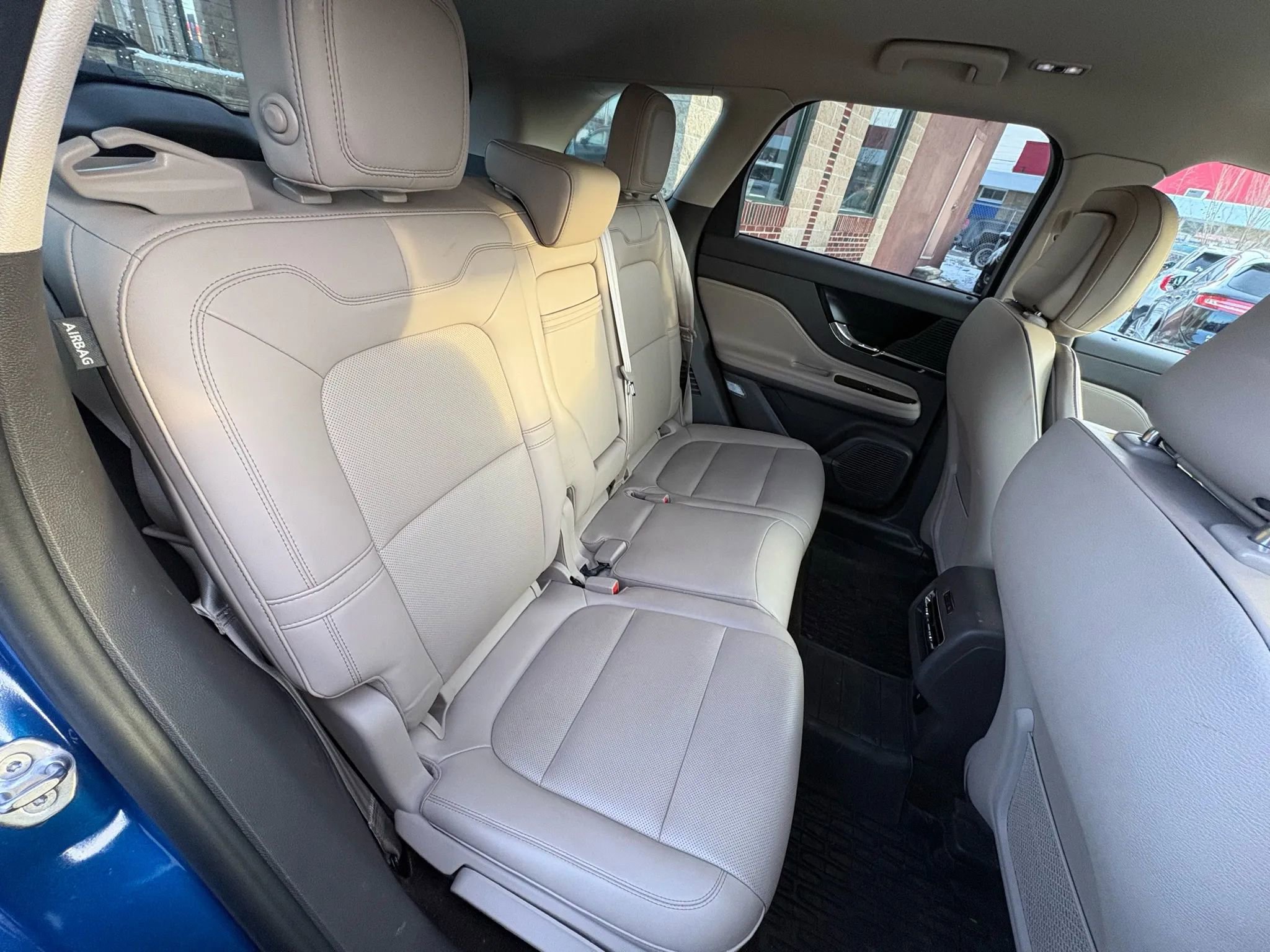 Used 2020 Lincoln Corsair Sport Utility 4D w/ Equipment Group 101A image 10