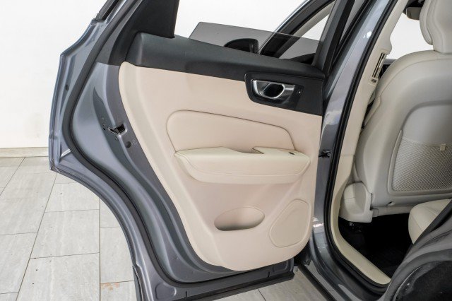 Used 2021 Volvo XC60 T5 Momentum w/ Protection Package Premier FWD image 48