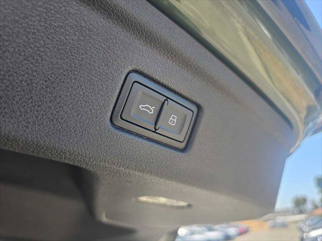 Used 2024 Audi S5 Premium Plus w/ Premium Plus Package AWD/4WD image 15