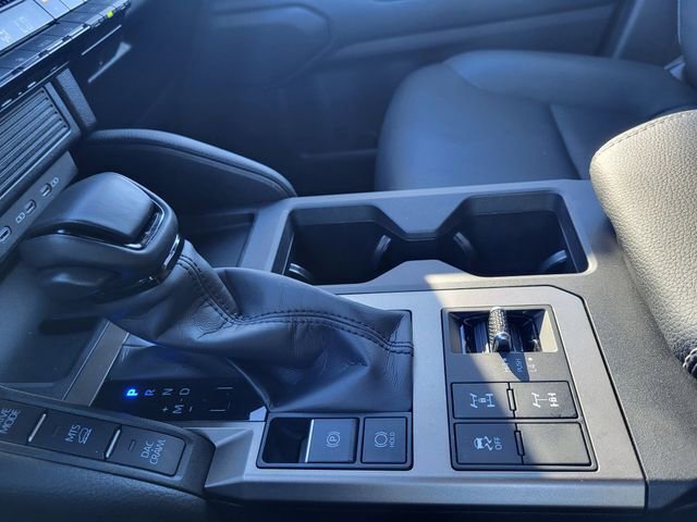 Used 2025 Toyota Land Cruiser image 20