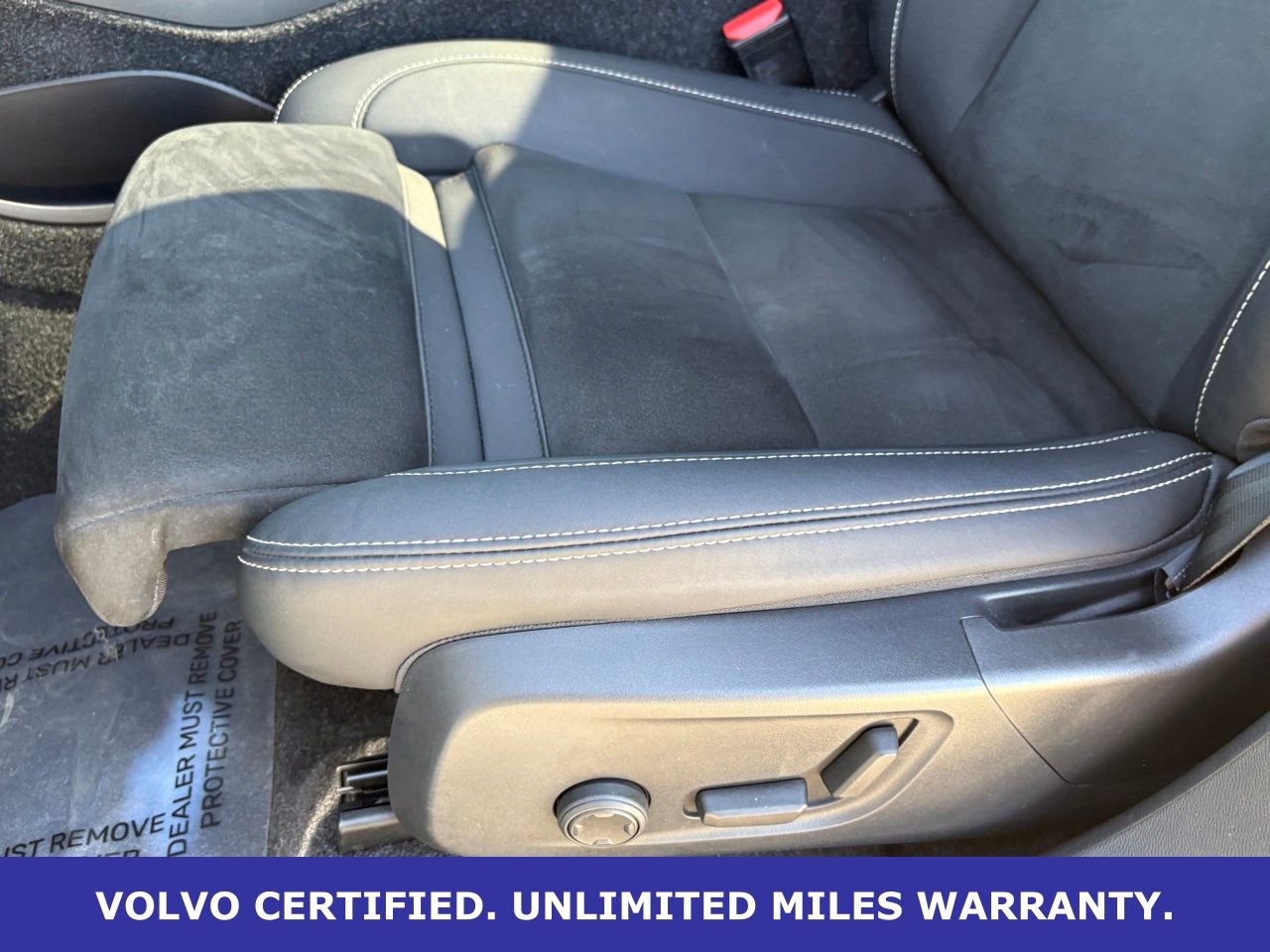 Certified 2023 Volvo C40 P8 Recharge Plus w/ Climate Package image 28