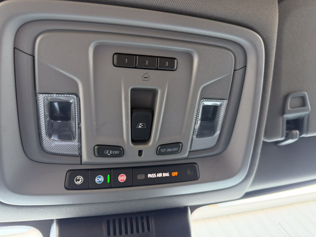 Used 2024 Chevrolet Silverado 1500 LTZ AWD/4WD image 21