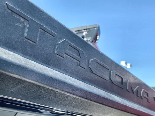 Used 2024 Toyota Tacoma SR5 AWD/4WD image 39