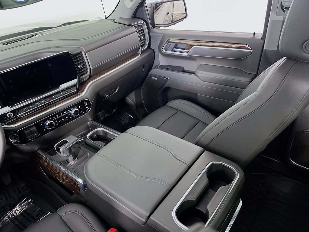 Certified 2026 GMC Sierra 1500 Elevation w/ Elevation Premium Package AWD/4WD image 23