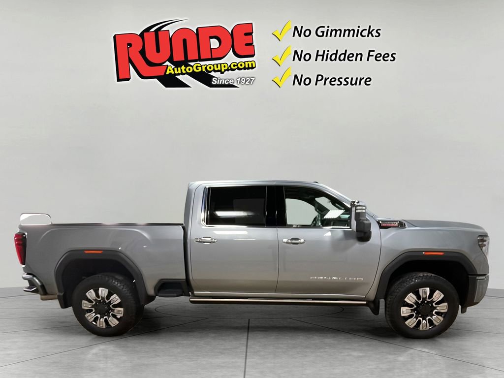 Used 2025 GMC Sierra 3500 Denali w/ Denali Reserve Package image 6