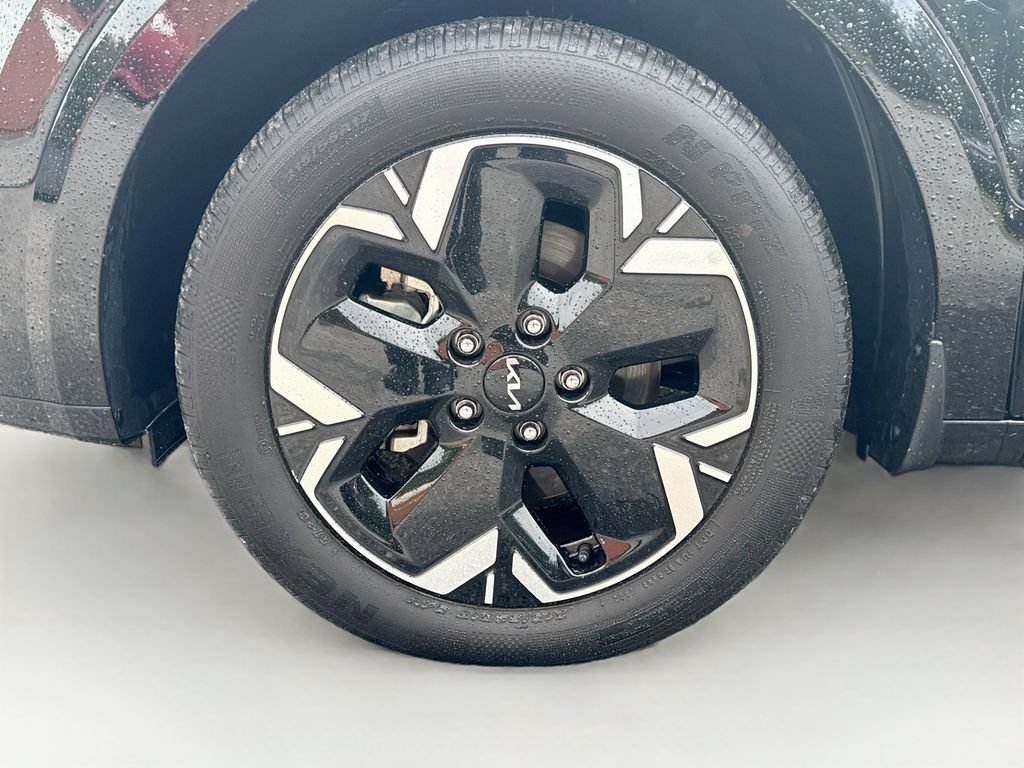 Certified 2023 Kia Niro Wind w/ Wind Preserve Package FWD image 34