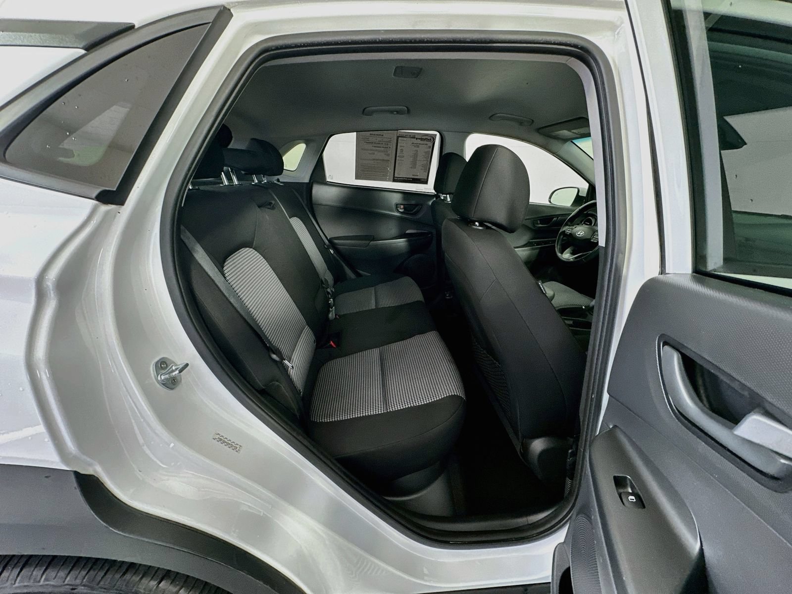 Used 2021 Hyundai Kona SEL FWD image 25
