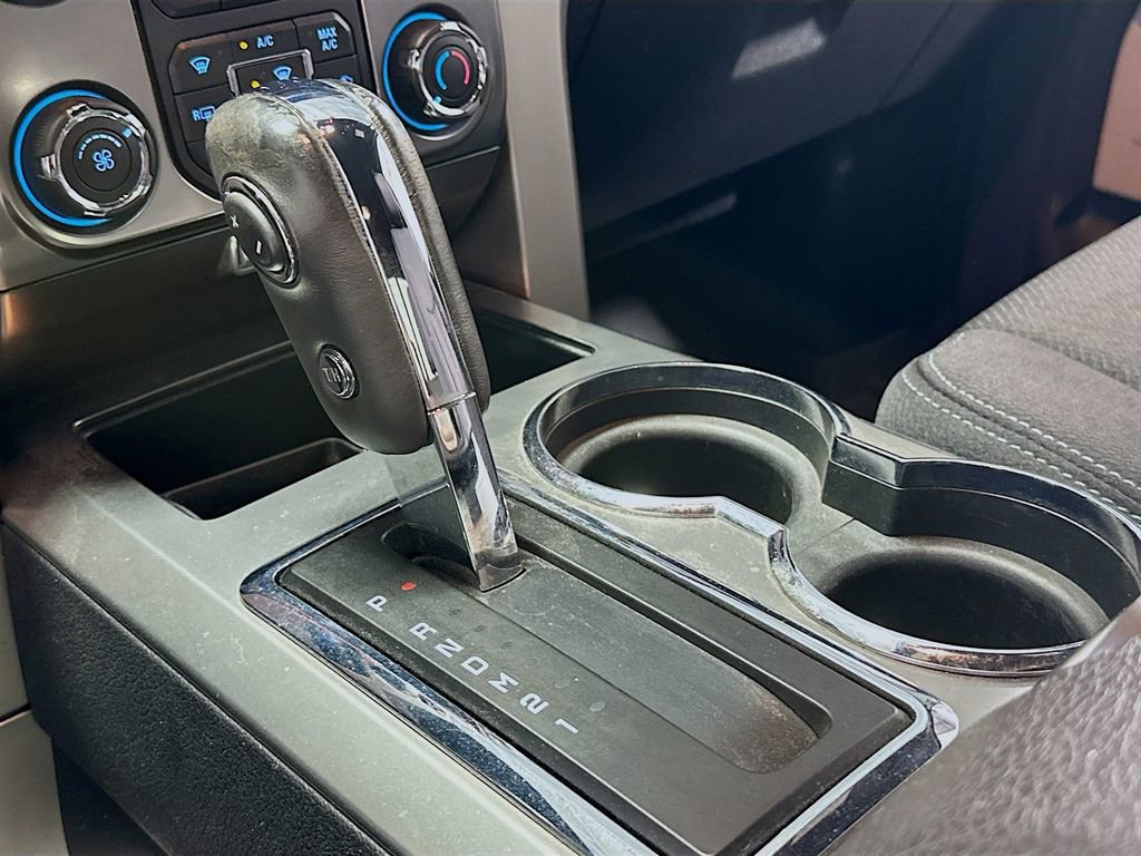 Used 2013 Ford F150 FX4 w/ Mid Equipment Group AWD/4WD image 17